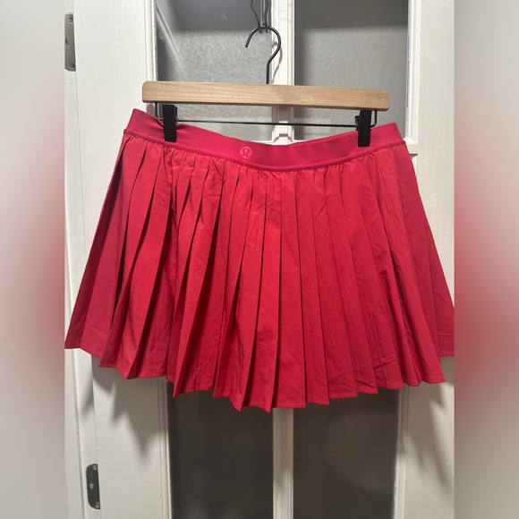 Lululemon High-Rise Pleated Tennis Skirt - Picture 7 of 9